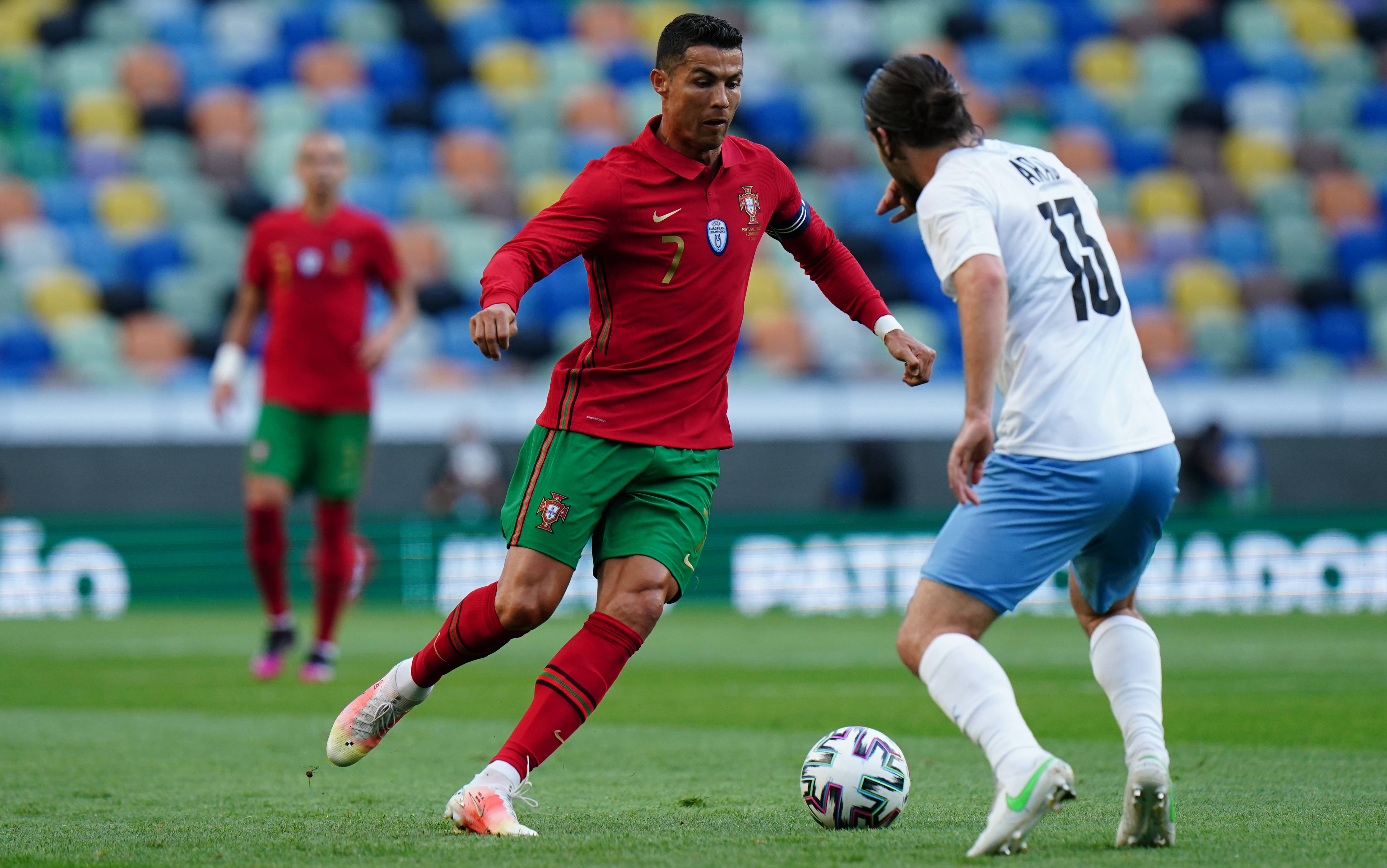  c罗关键节点精彩发挥,加拿大队带队取胜了吗 