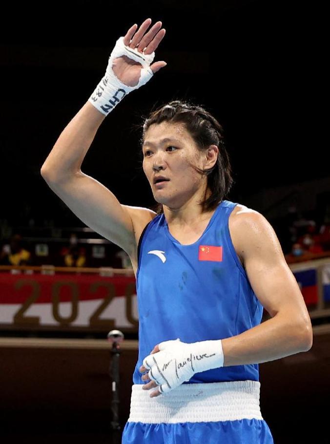 爱游戏-穆古鲁扎回归赛场，出色防守首场状态亮眼，德国队观众沸腾！的简单介绍